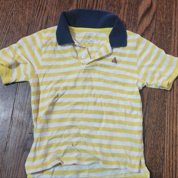 GAP - Two Striped Polos; boys size 5 - Picture 4 of 6